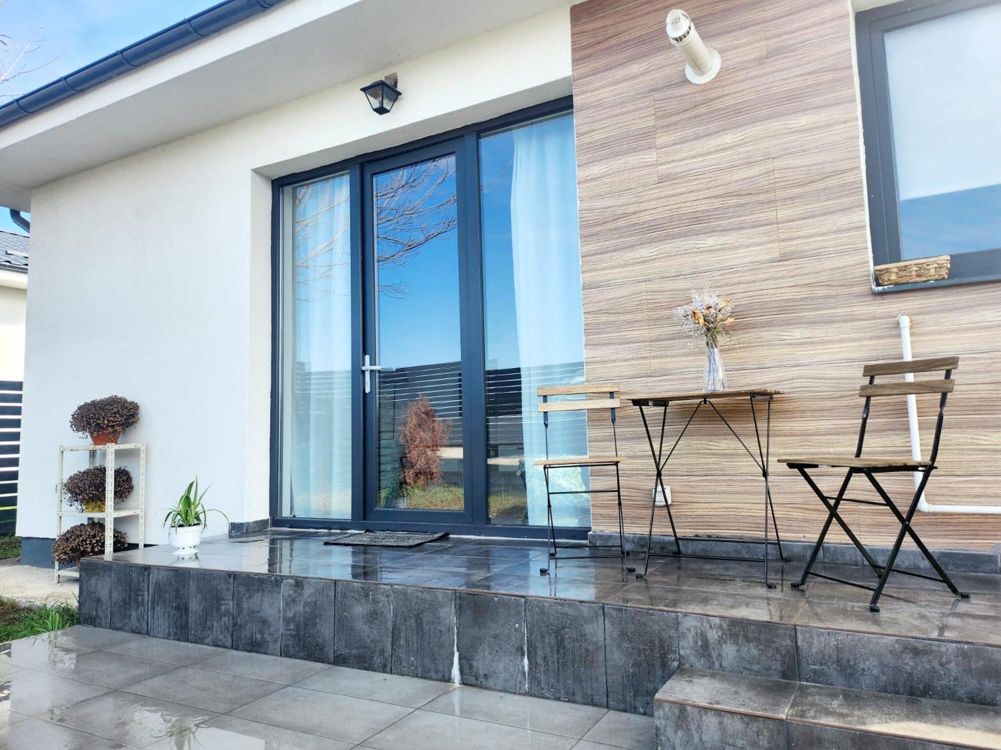 Adm Cozy Home - Entire Private House&Garden Tunari  Room photo